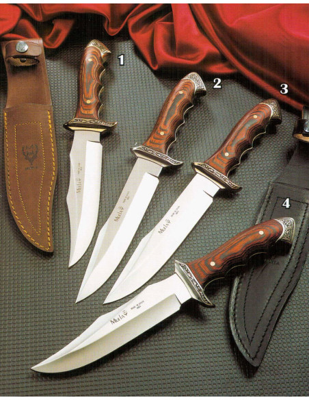 Couteau de Venise avec manche en bois