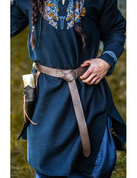 Ceinture en cuir à motif celtique,...