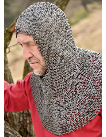 Bourreau riveté pour le combat