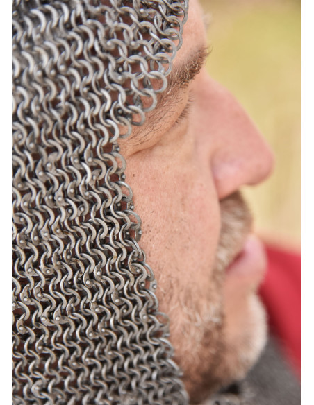 Bourreau riveté pour le combat