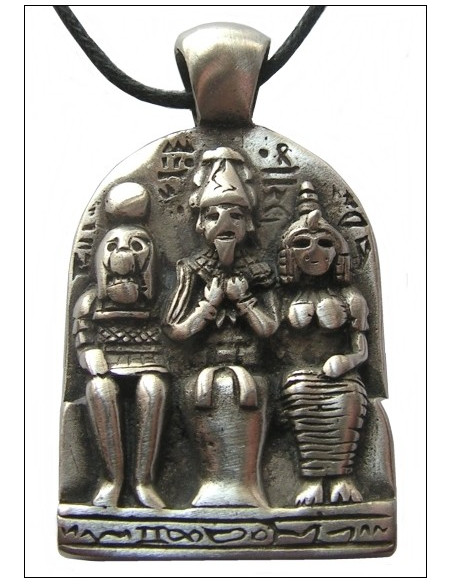 Pendentif triade égyptienne