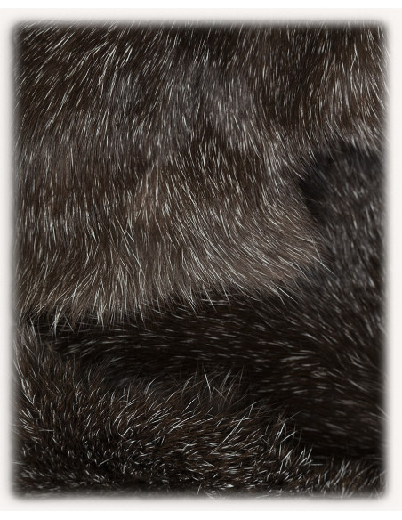 Jupe barbare modèle Karya, poil de lapin