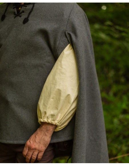 Cape Renaissance en laine, modèle...