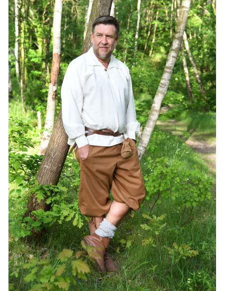 Pantacourt à lacets modèle Jonte,...