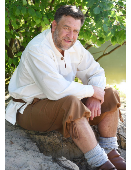 Pantacourt à lacets modèle Jonte,...