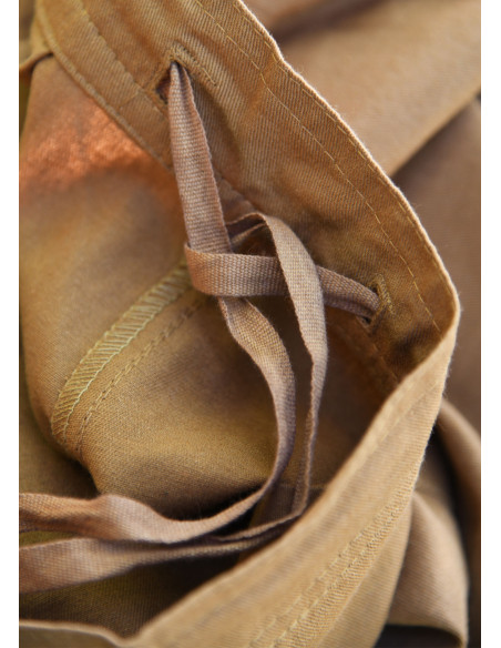 Pantacourt à lacets modèle Jonte,...