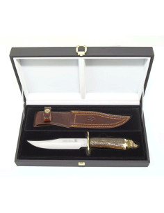 Couteaux Muela Wolf, manche en corne de cerf 2