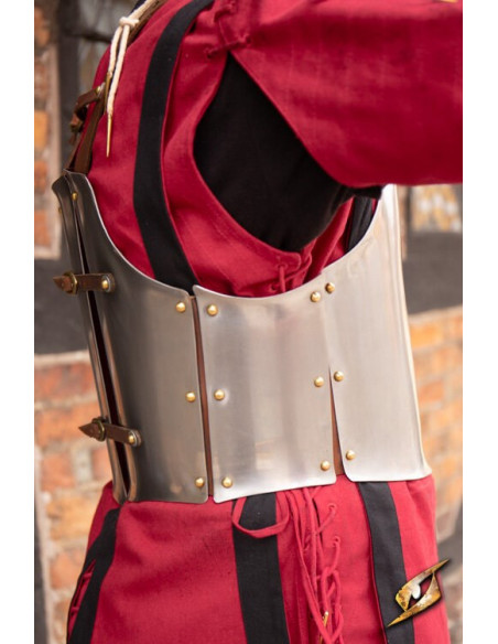 Cuirasse médiévale du renégat,...