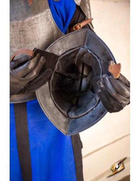 Casque Morion de la série Sovereign...