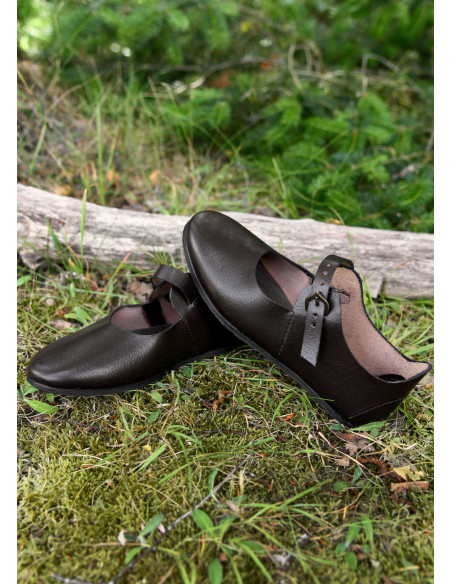 Chaussure de femme médiévale Latchet,...