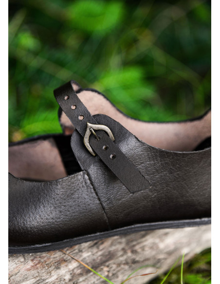 Chaussure de femme médiévale Latchet,...