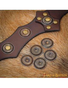 Ensemble de 5 ornements médiévaux en laiton pour ceinture 2