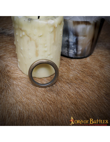 Ensemble de 5 anneaux en laiton...