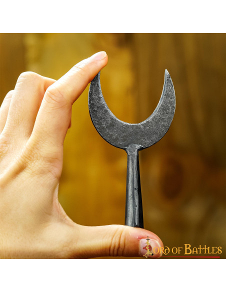 Pointe de flèche médiévale en forme...