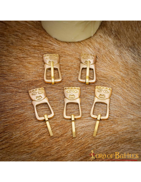 Lot de 5 boucles celtiques ou vikings...