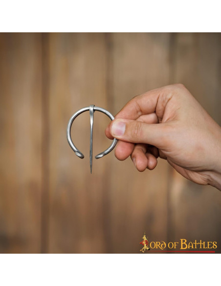 Fibule Viking nickelée pour vêtement