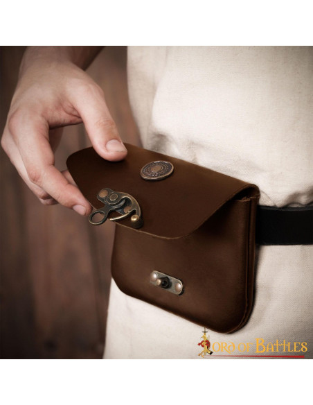 Sac en cuir médiéval marron avec...