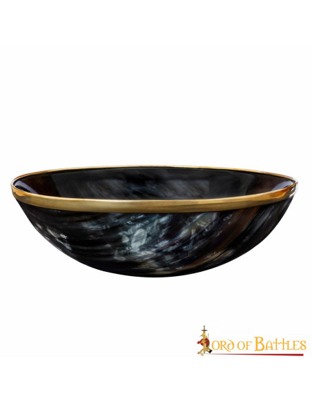 Bol en corne médiévale bord en laiton...