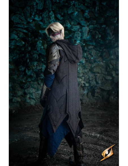 Charme de nuit du manteau d'elfe noir