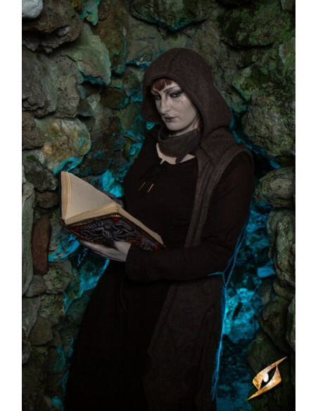 Charme de nuit du manteau d'elfe noir