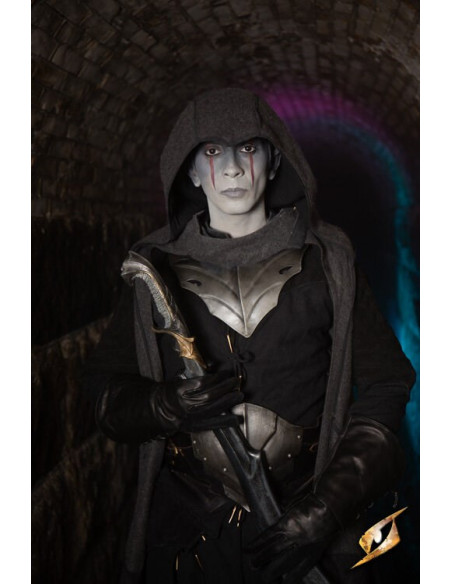 Charme de nuit du manteau d'elfe noir