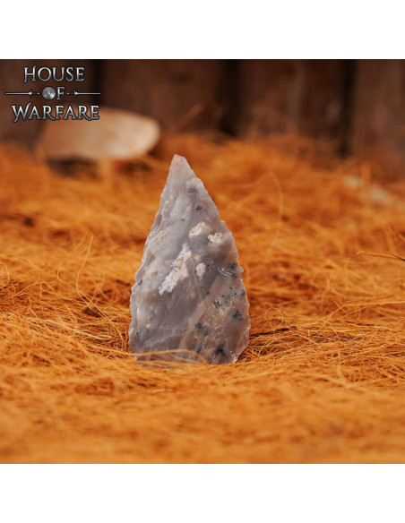 Pointe de flèche en silex brun foncé...