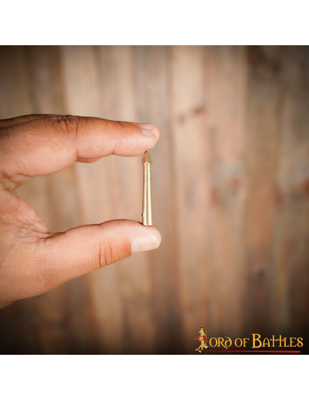 Ensemble de 10 crampons en laiton...