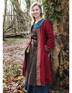 Manteau Viking brodé Ella en rouge bordeaux et bleu sarcelle