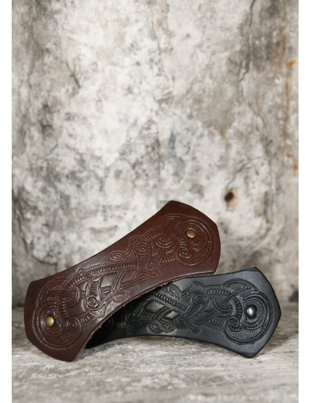 1 barrette à cheveux Viking avec...