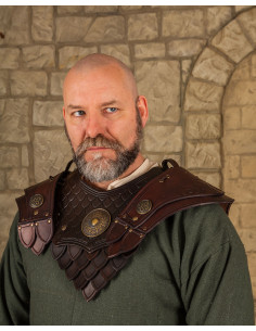 Épaulières en cuir marron gaufré motif floral modèle Hektor