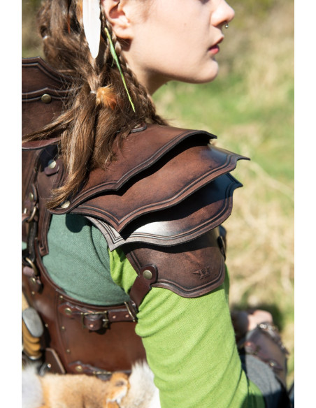 Épaulettes en cuir marron modèle...