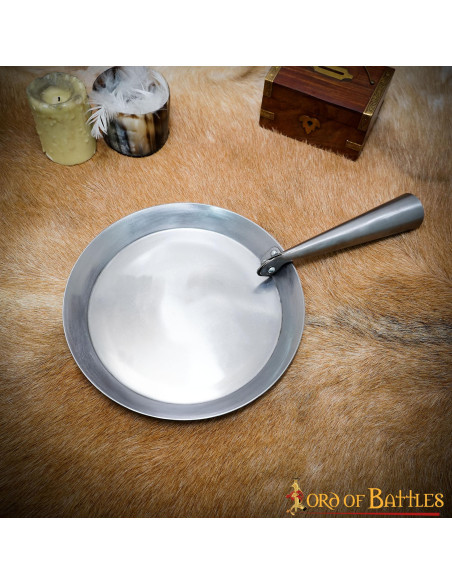 Poêle pliante en fer forgé à la main...