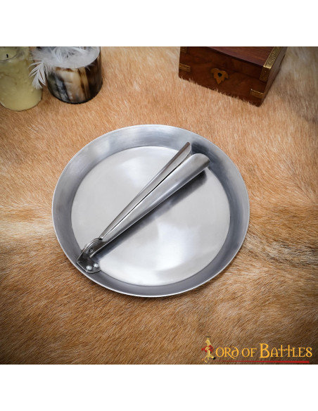 Poêle pliante en fer forgé à la main...