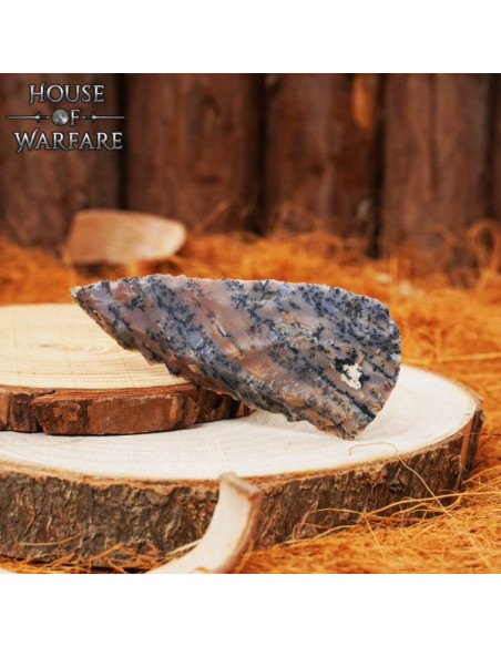 Pointe de flèche historique en silex...