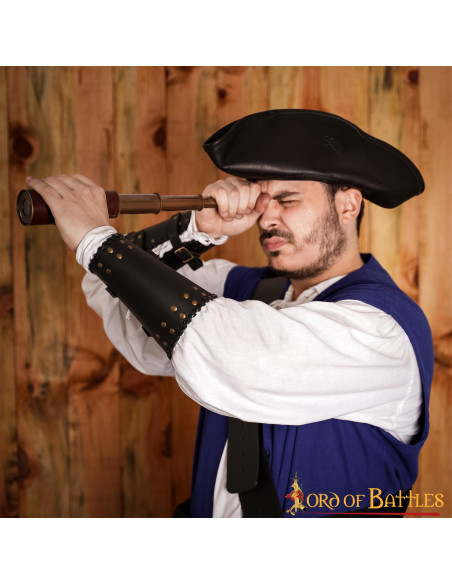 Brassards médiévaux en cuir avec...