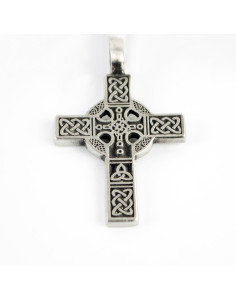 Pendentif croix celtique