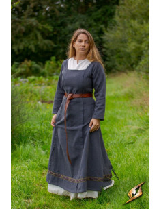 Robe scandinave Viking Age, modèle Estrid (gris foncé) 2