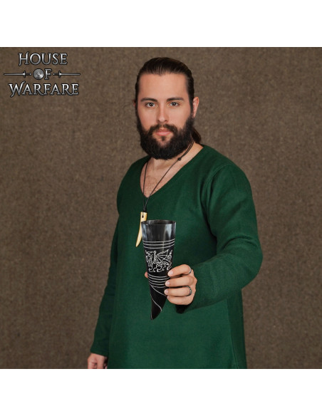 Corne à boire médiévale motif dragon...