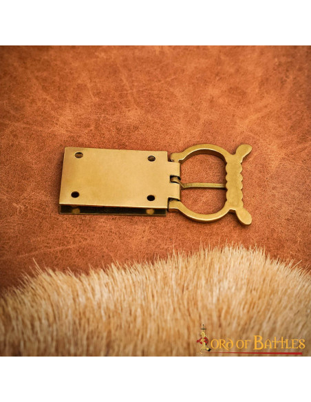 Boucle médiévale en forme de trèfle...