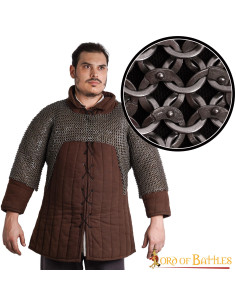 Cotte de maille courte, anneau plat riveté et alterné