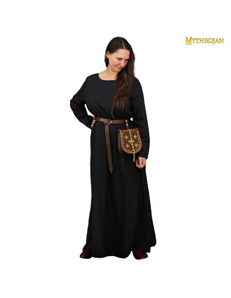 Robe longue médiévale Xe-XVe siècles,...