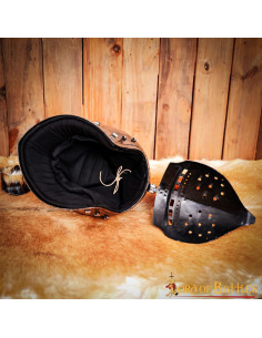 Doublure rembourrée noire pour lavabo médiéval 2