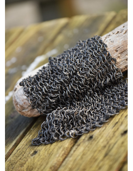 Cotte de mailles rivetée, finition...