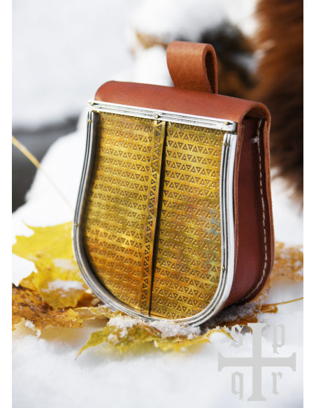 Sac médiéval en cuir marron avec...