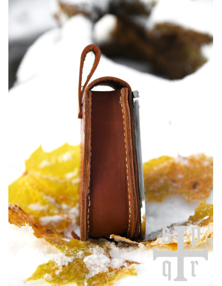 Sac médiéval en cuir marron avec...