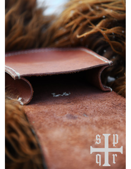 Sac médiéval en cuir marron avec...