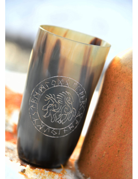 Verre viking cheval Sleipnir en corne...