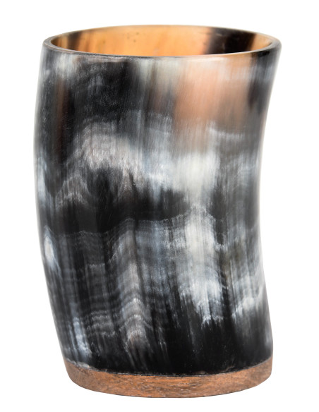 Verre médiéval, verre à shot en corne...