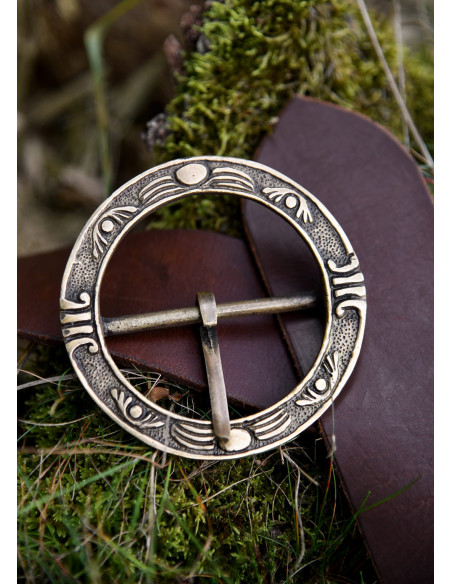 Boucle de ceinture médiévale ronde...