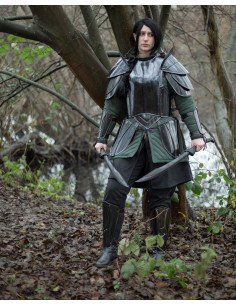 Cuirasse médiévale en acier noirci modèle Katharina